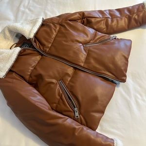 NEW women’s Levi’s faux leather shearling TRENDY coat size small